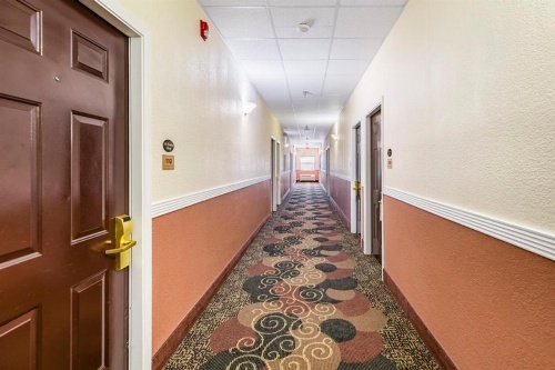Regency Inn & Suites Biloxi image 17