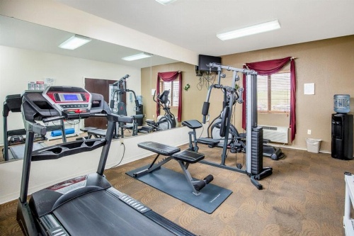 Regency Inn & Suites Biloxi image 18
