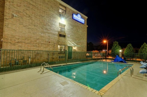 Regency Inn & Suites Biloxi image 32